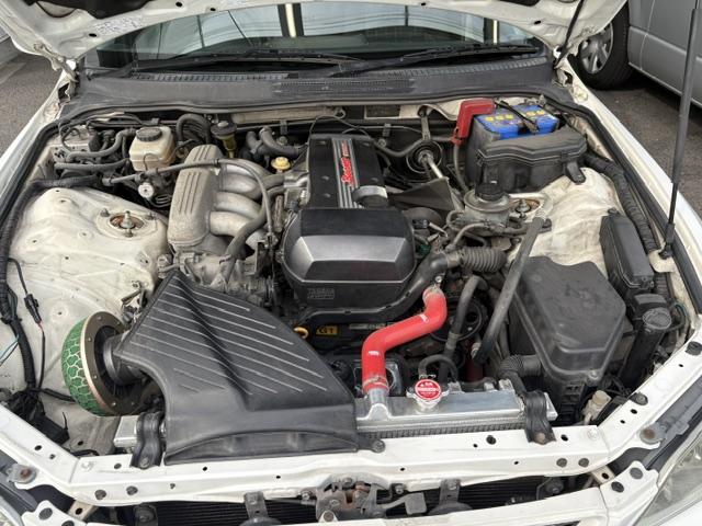 2001 Toyota Altezza RS200 Z Edition (SXE10) — White - Image 24