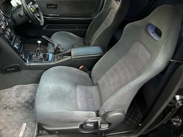1995 Nissan Skyline GT-R V-Spec (BCNR33) — Black - Image 30