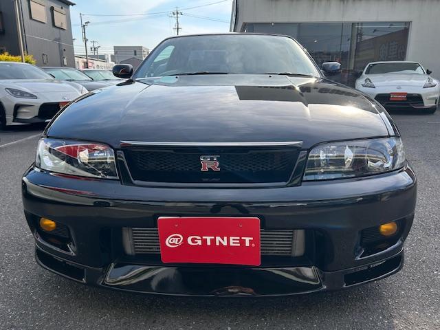 1995 Nissan Skyline GT-R V-Spec (BCNR33) — Black - Image 24
