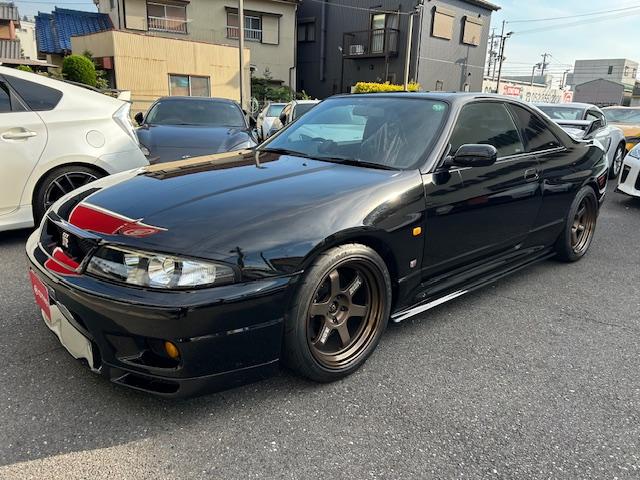 1995 Nissan Skyline GT-R V-Spec (BCNR33) — Black - Image 25
