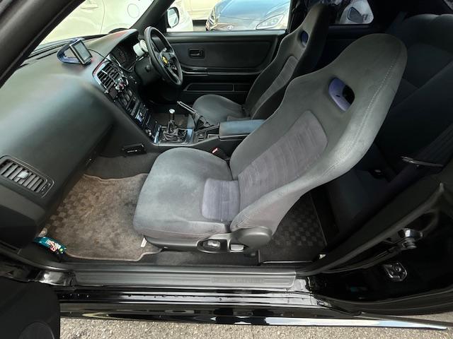 1995 Nissan Skyline GT-R V-Spec (BCNR33) — Black - Image 37