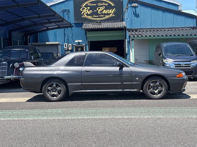 1994 Nissan Skyline GT-R (BNR32) — Gray - Image 7