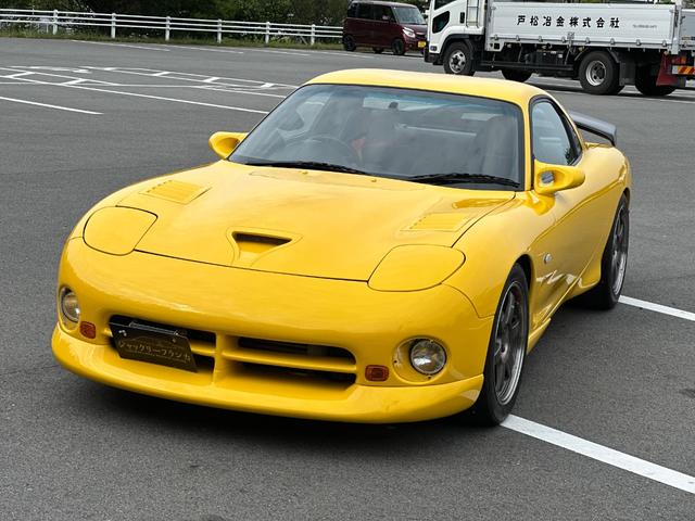 1998 Mazda RX-7 (FD3S) — Yellow - Image 3