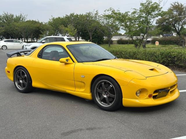 1998 Mazda RX-7 (FD3S) — Yellow - Image 9