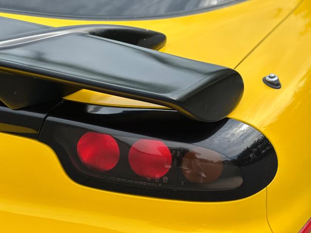 1998 Mazda RX-7 (FD3S) — Yellow - Image 11