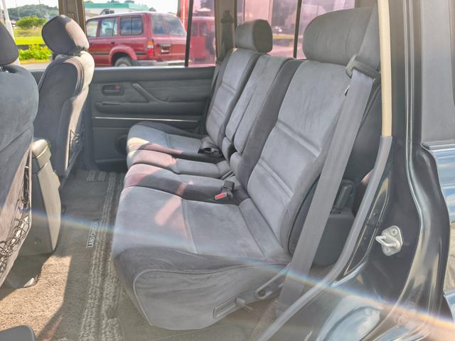 1993 Toyota Land Cruiser 80 VX Limited (FZJ80) — Green Metallic - Image 17