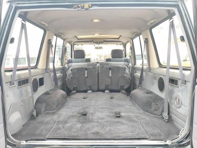 1993 Toyota Land Cruiser Prado (LJ78W) — Green/Silver - Image 16