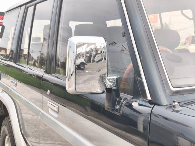 1993 Toyota Land Cruiser Prado (LJ78W) — Green/Silver - Image 20