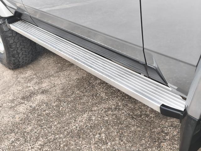1993 Toyota Land Cruiser Prado (LJ78W) — Green/Silver - Image 21