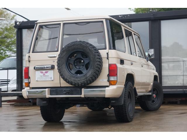 1990 Toyota Land Cruiser Prado SX5 (LJ78) — Cream - Image 5