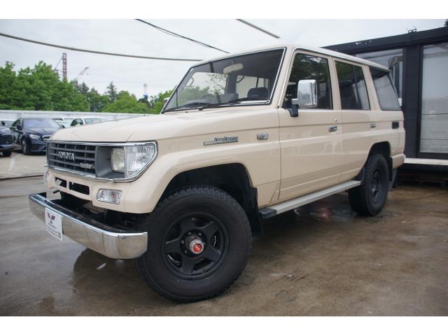 1990 Toyota Land Cruiser Prado SX5 (LJ78) — Cream - Image 9