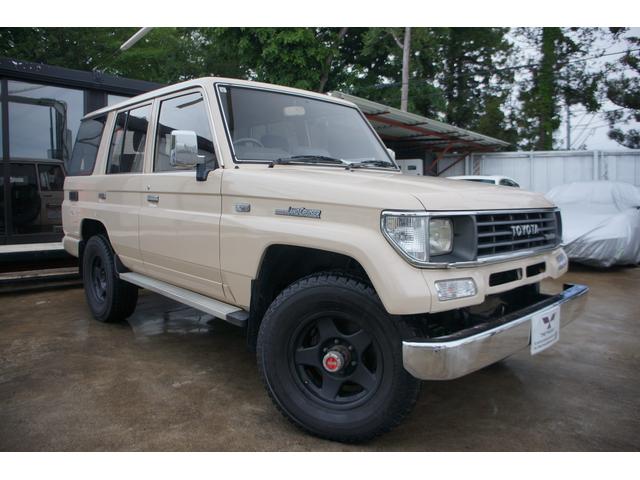 1990 Toyota Land Cruiser Prado SX5 (LJ78) — Cream - Image 14