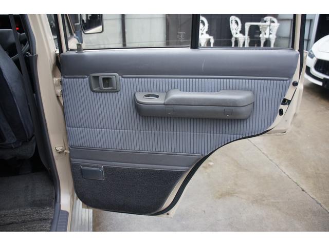 1990 Toyota Land Cruiser Prado SX5 (LJ78) — Cream - Image 33