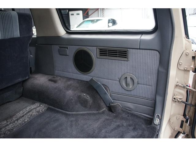 1990 Toyota Land Cruiser Prado SX5 (LJ78) — Cream - Image 37