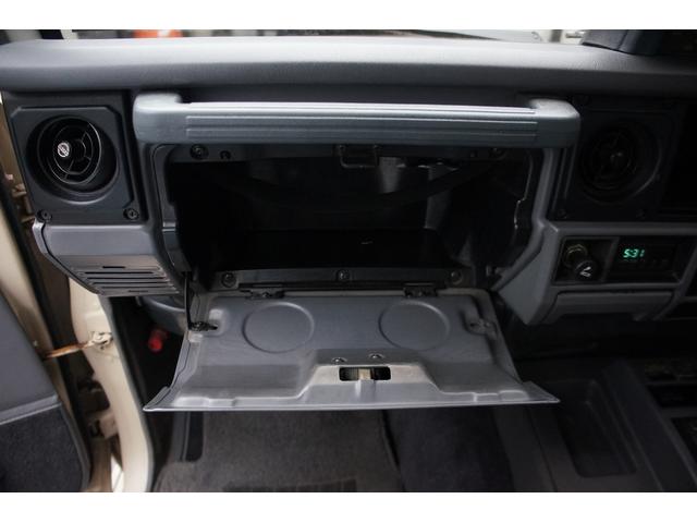 1990 Toyota Land Cruiser Prado SX5 (LJ78) — Cream - Image 44