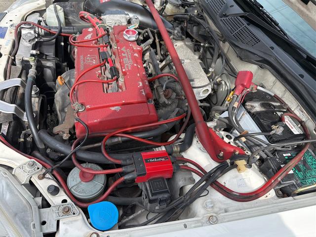 2000 Honda Civic Type R (EK9) — Championship White - Image 11