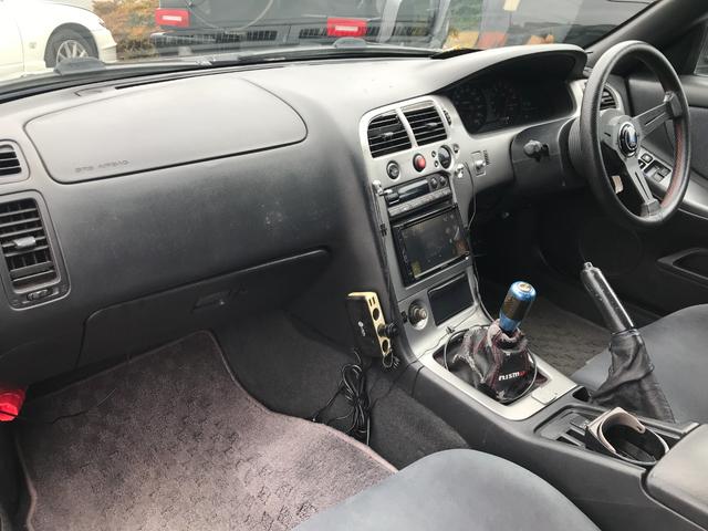 1995 Nissan Skyline GT-R V-Spec (BCNR33) — Black - Image 28