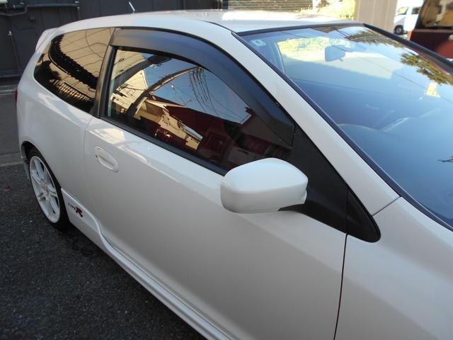 2002 Honda Civic Type R (EP3) — White - Image 8