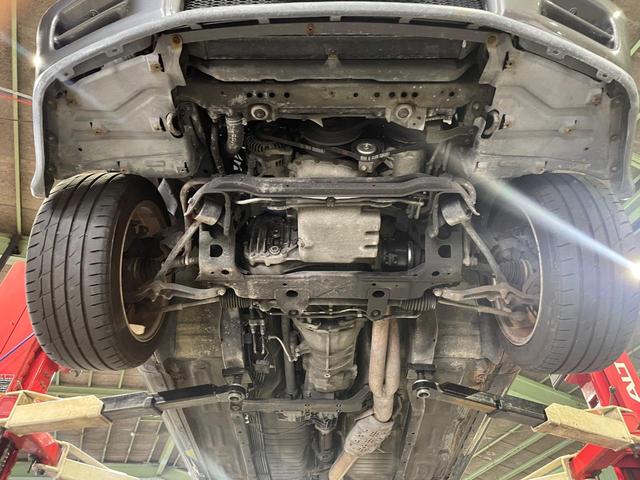 1993 Nissan Skyline GT-R (BNR32) — Gray Metallic - Image 8