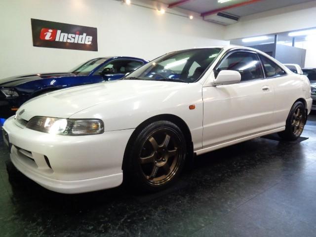 1996 Honda Integra Type R (DC2) — White - Image 7