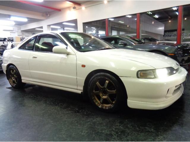 1996 Honda Integra Type R (DC2) — White - Image 8