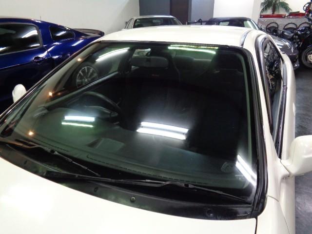 1996 Honda Integra Type R (DC2) — White - Image 14