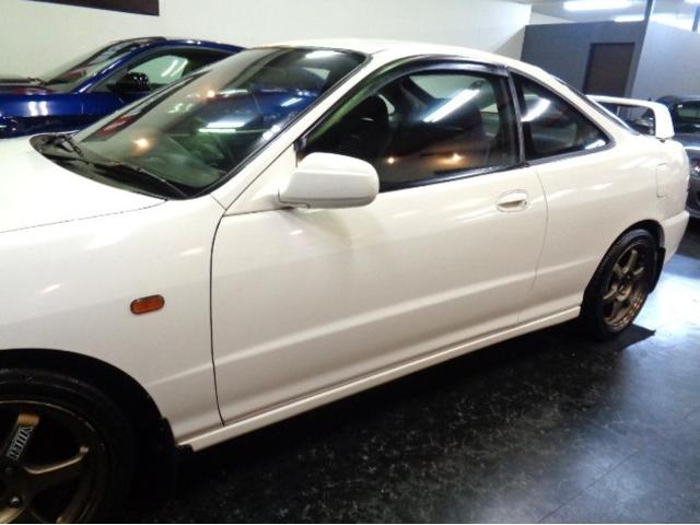 1996 Honda Integra Type R (DC2) — White - Image 19
