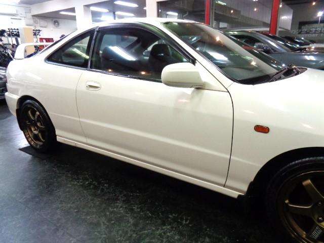 1996 Honda Integra Type R (DC2) — White - Image 20