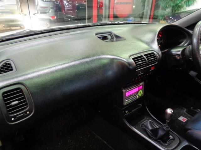 1996 Honda Integra Type R (DC2) — White - Image 31