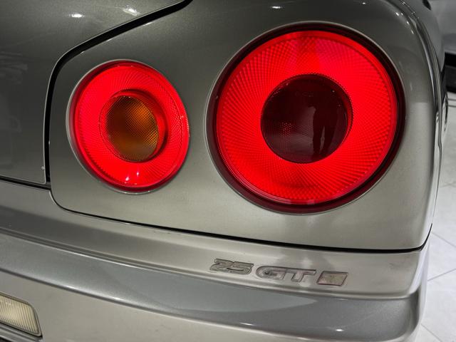 1999 Nissan Skyline 25GT Turbo (ER34) — Silver Metallic - Image 17