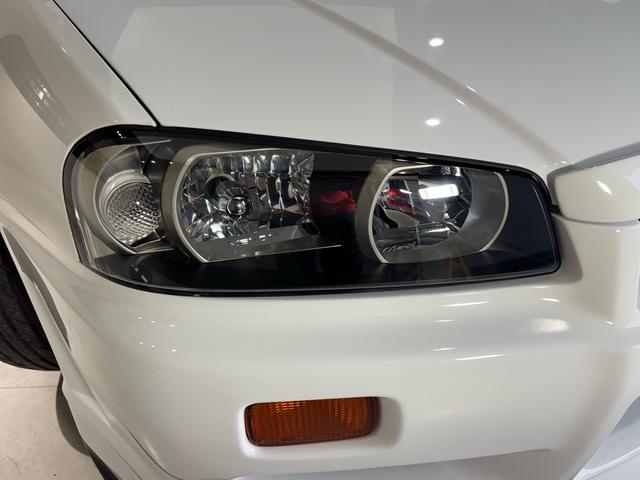 2000 Nissan Skyline 25GT Turbo (ER34) — White - Image 2