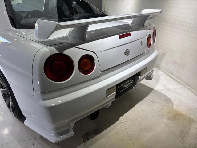 2000 Nissan Skyline 25GT Turbo (ER34) — White - Image 5