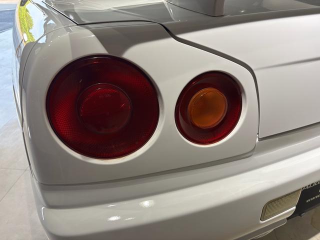 2000 Nissan Skyline 25GT Turbo (ER34) — White - Image 12