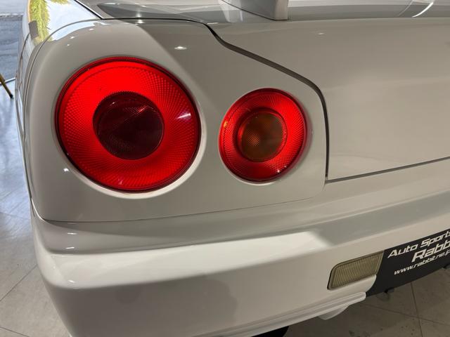 2000 Nissan Skyline 25GT Turbo (ER34) — White - Image 9