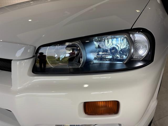 2000 Nissan Skyline 25GT Turbo (ER34) — White - Image 24