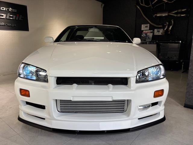 2000 Nissan Skyline 25GT Turbo (ER34) — White - Image 1