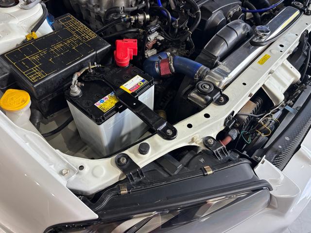 2000 Nissan Skyline 25GT Turbo (ER34) — White - Image 35