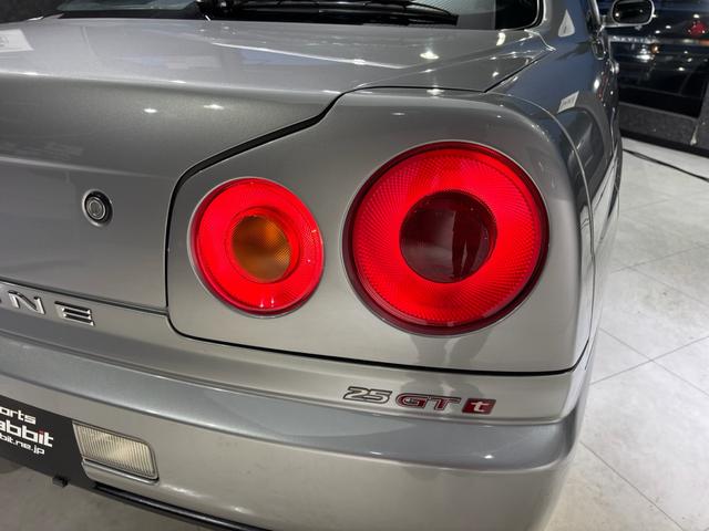 1998 Nissan Skyline (ER34) — Silver - Image 15