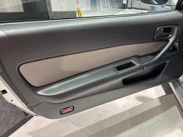 1998 Nissan Skyline (ER34) — Silver - Image 36