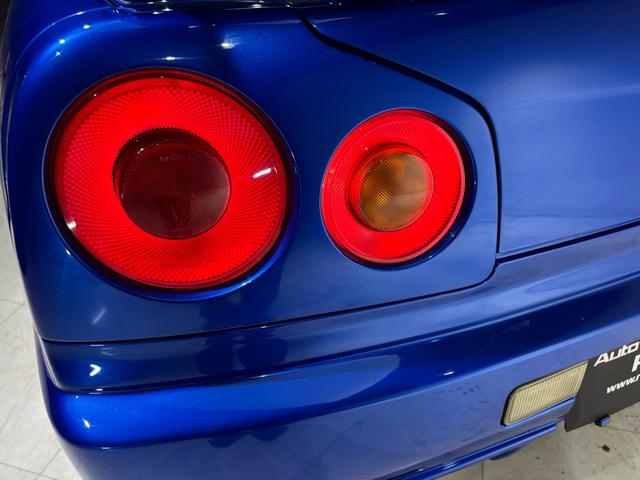 1998 Nissan Skyline (ER34) — Blue Metallic - Image 18