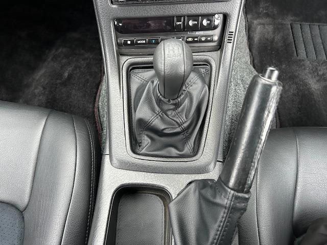 1994 Nissan Skyline GT-R (BNR32) — Silver Metallic - Image 28