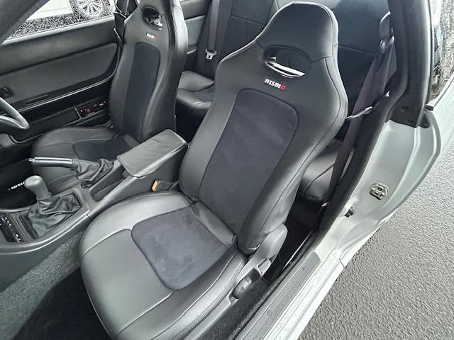 1994 Nissan Skyline GT-R (BNR32) — Silver Metallic - Image 34