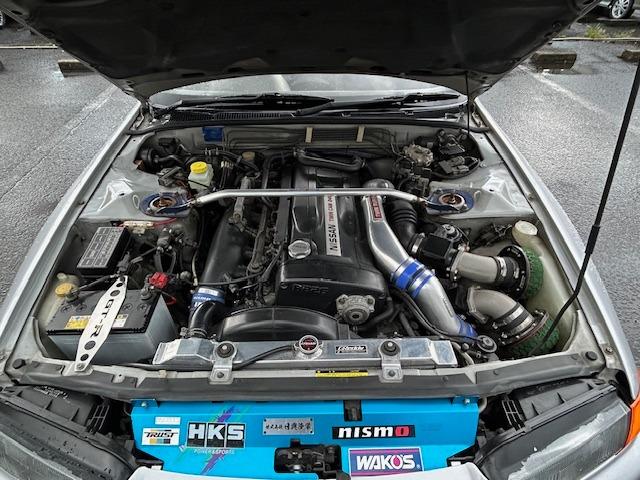 1994 Nissan Skyline GT-R (BNR32) — Silver Metallic - Image 48