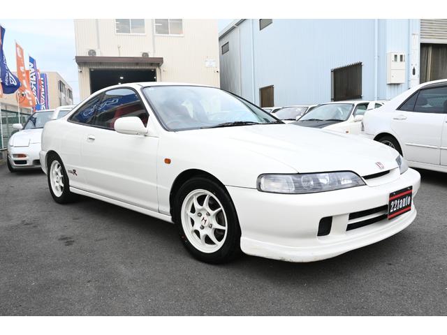1996 Honda Integra Type R (DC2) — White - Image 2