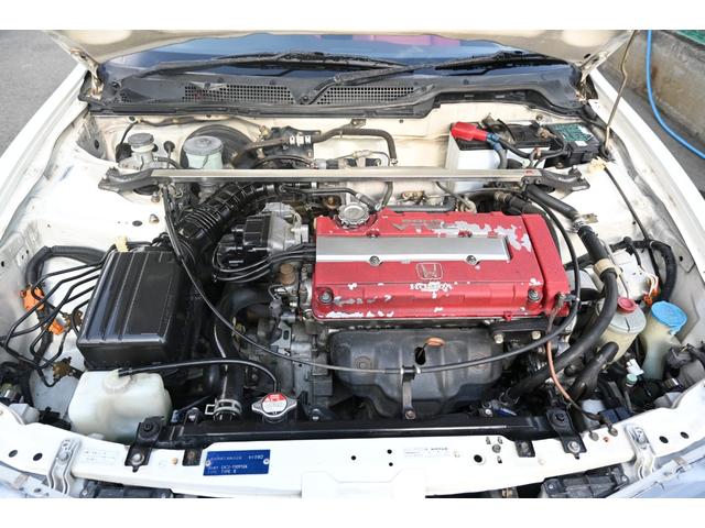 1996 Honda Integra Type R (DC2) — White - Image 26