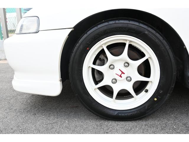 1996 Honda Integra Type R (DC2) — White - Image 16