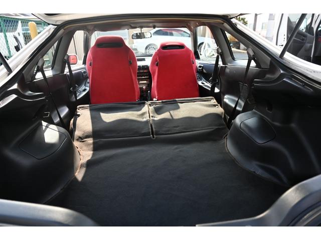 1996 Honda Integra Type R (DC2) — White - Image 37