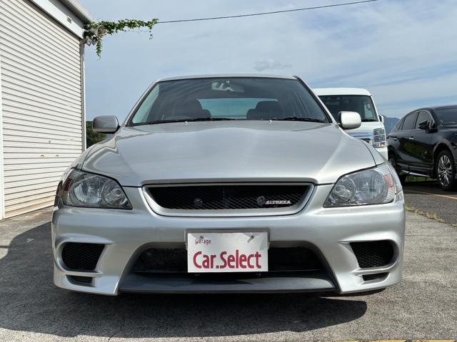 2000 Toyota Altezza (SXE10) — Silver Metallic - Image 3