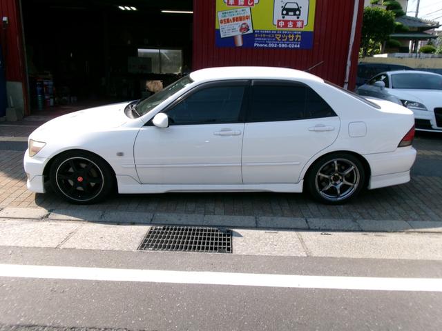 2001 Toyota Altezza RS200 (SXE10) — White - Image 19