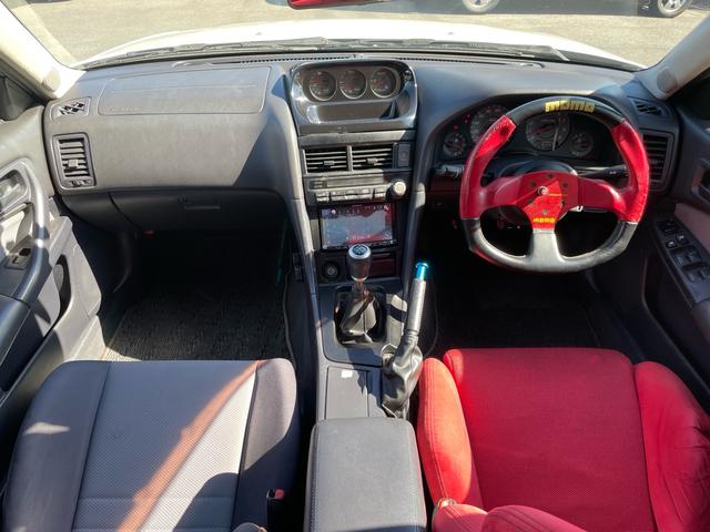 1998 Nissan Skyline 25GT-X Turbo (ER34) — Pearl White - Image 8